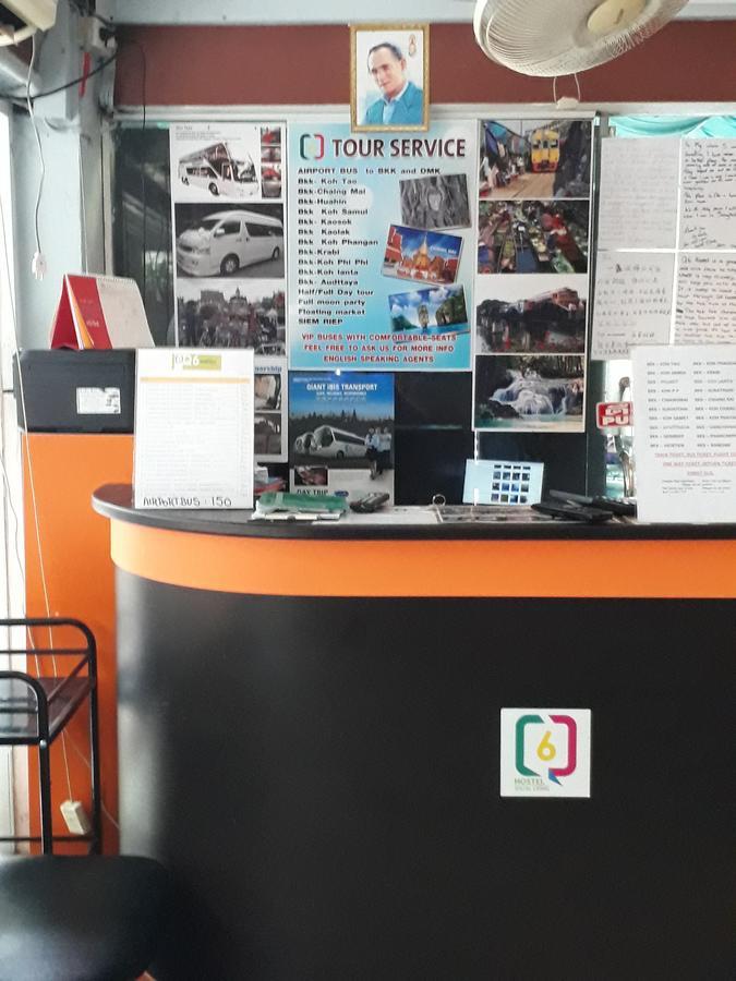 Q6 At 6 Hostel Bangkok Exterior photo